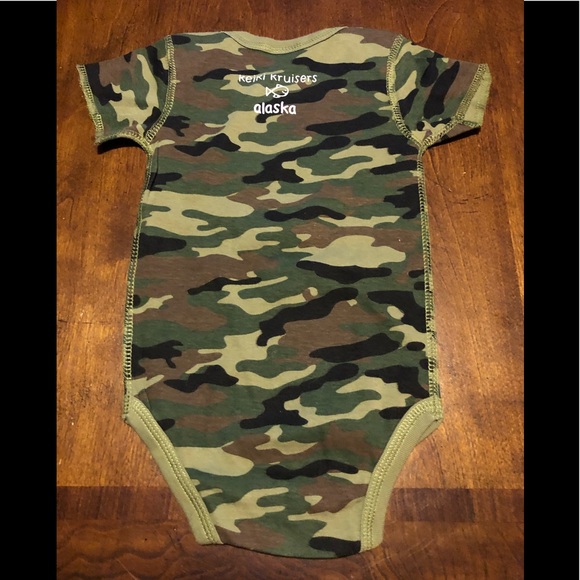 Hawaiian Logo camo Onesie moose - Picture 3 of 3